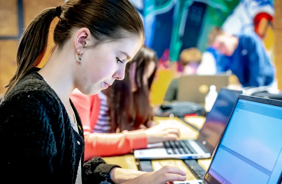 Python 1 Collège Cardinal Mercier (Braine l'alleud)